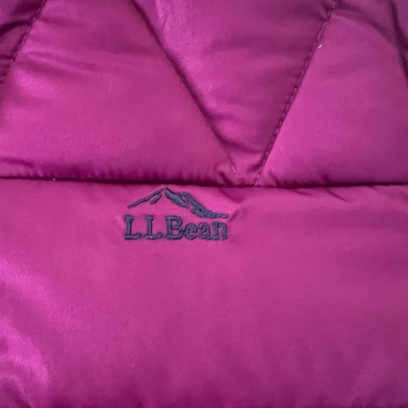 L.L. BEAN PUFFER KIDS SIZE 8 - Picture 6 of 10